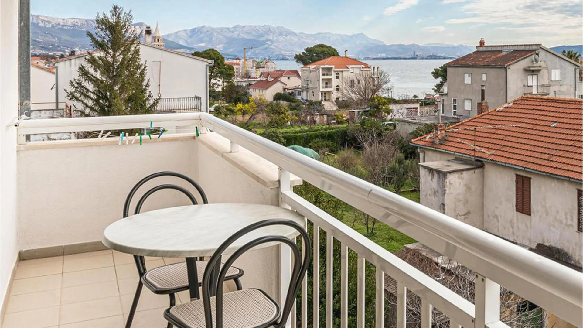Beautiful Apartment In Kastel Stafilic Kastela
